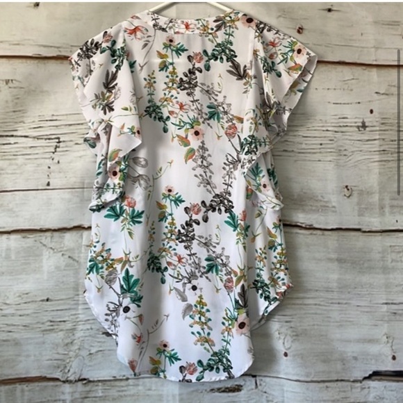Ana XS Floral Laced VNeck Top​ - Picture 6 of 7